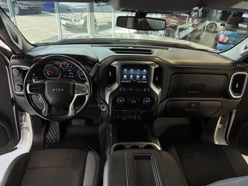Used 2021 Chevrolet Silverado 1500 RST image 16