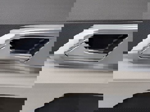 New 2025 Volkswagen Taos SE image 26