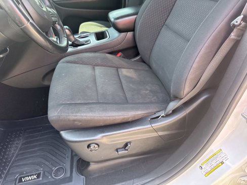 Used 2019 Jeep Grand Cherokee Laredo image 16
