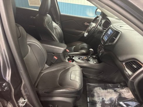 Used 2021 Jeep Cherokee Latitude Lux w/ Comfort/Convenience Group image 30