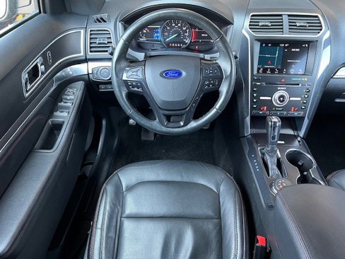 Used 2017 Ford Explorer Sport image 27