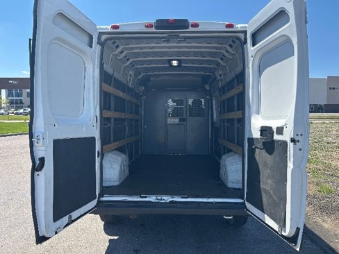 Used 2021 RAM ProMaster 2500 w/ Interior LED Lighting Group image 9