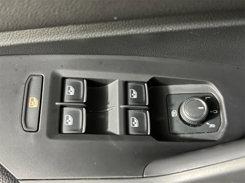 Used 2022 Volkswagen Jetta SE image 15
