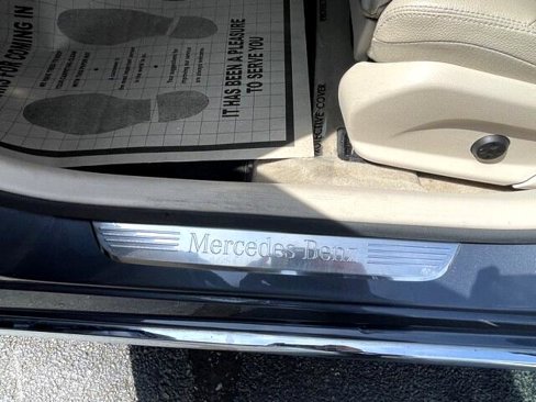 Used 2015 Mercedes-Benz C 300 4MATIC Sedan w/ Multimedia Package image 12