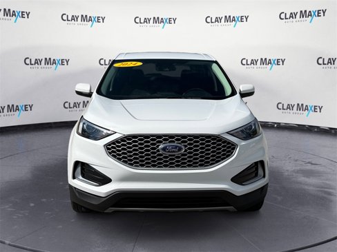 Used 2024 Ford Edge SEL image 8