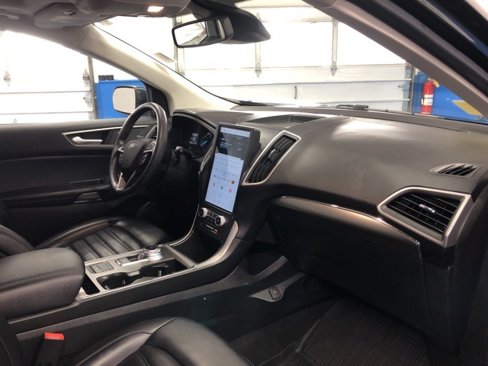 Certified 2022 Ford Edge SEL w/ Convenience Package image 11