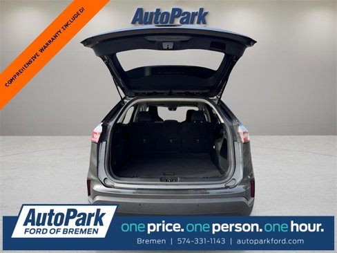 Used 2020 Ford Edge SE image 8