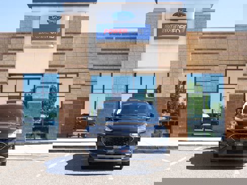 Used 2021 Ford Escape SE w/ Convenience Package image 3