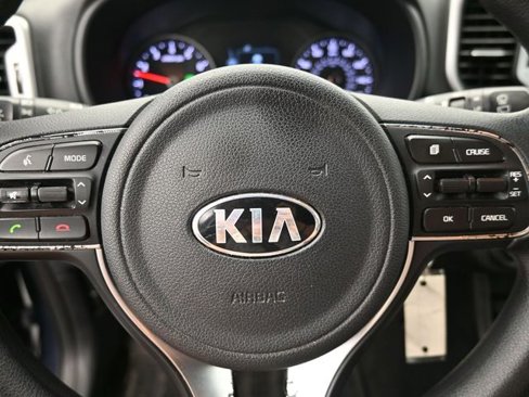 Used 2017 Kia Sportage LX image 22