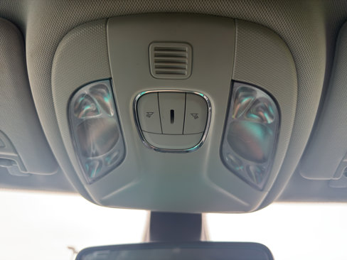 Used 2019 Jeep Compass Latitude image 19