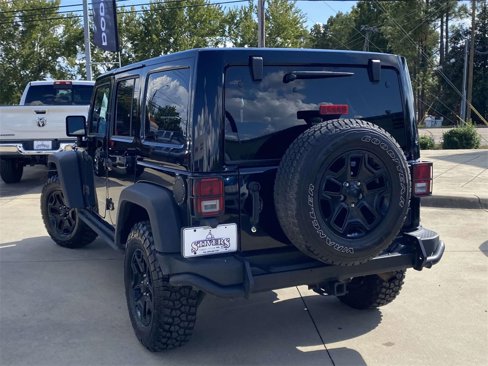 Used 2013 Jeep Wrangler Unlimited Sahara image 40