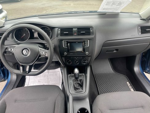 Used 2016 Volkswagen Jetta S image 12