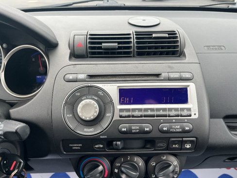 Used 2008 Honda Fit Sport image 19
