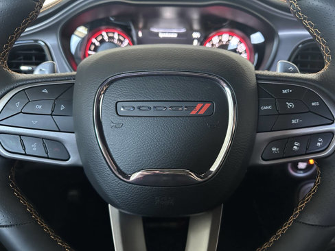 Used 2023 Dodge Challenger GT w/ Plus Package image 18