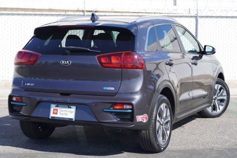 Used 2020 Kia Niro EX image 6