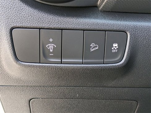 Used 2023 Hyundai Kona SEL image 13