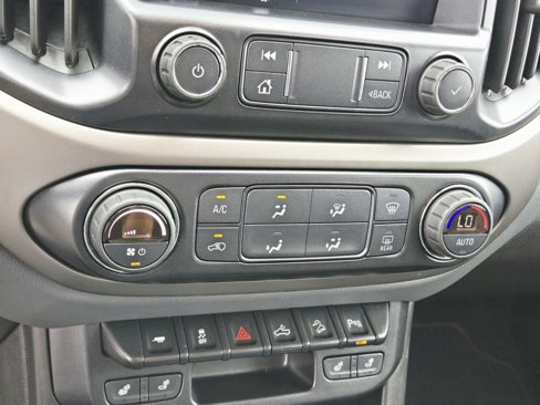 Used 2019 Chevrolet Colorado Z71 image 31