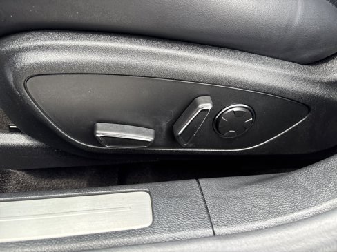 Used 2018 Lincoln MKZ Reserve w/ Climate Package image 20