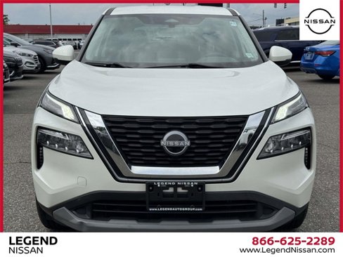 Certified 2022 Nissan Rogue SV image 2