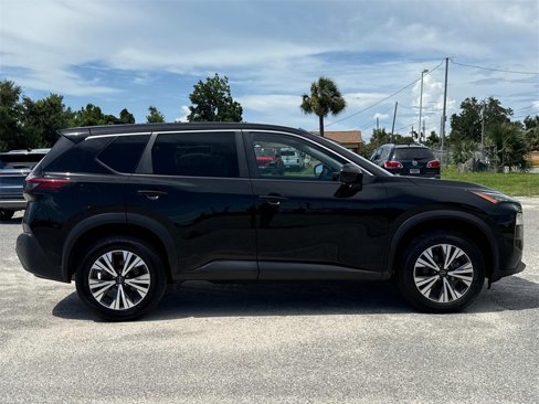 Used 2023 Nissan Rogue SV image 6