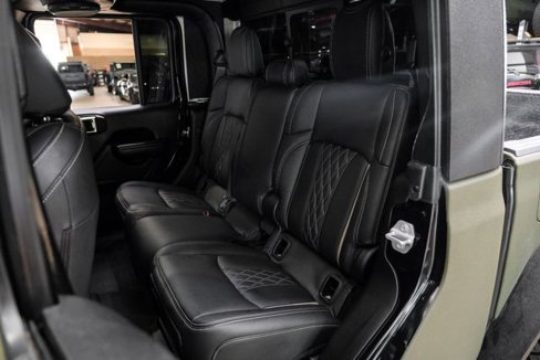 Used 2021 Jeep Gladiator Sport image 67