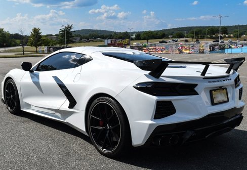 Used 2021 Chevrolet Corvette Stingray Premium Cpe w/ Z51 Performance Package image 5