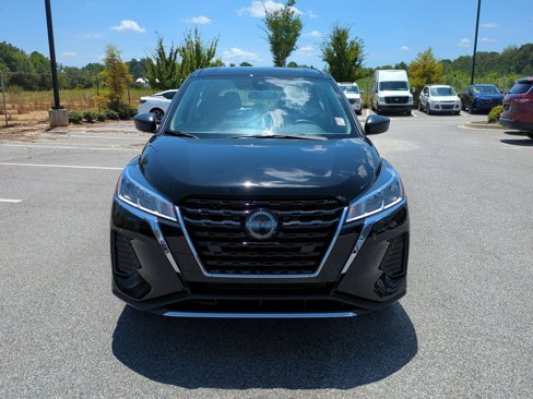 New 2025 Nissan Kicks Play S image 9