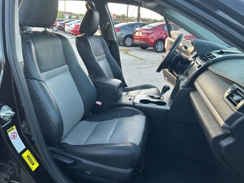 Used 2012 Toyota Camry SE image 16