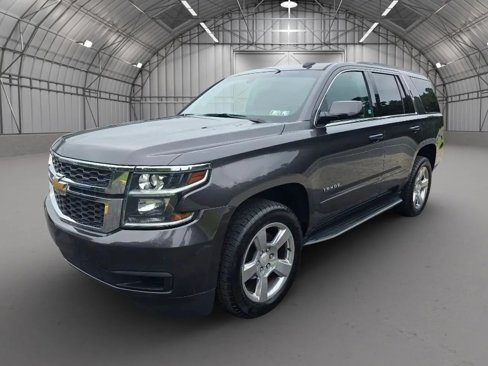 Used 2018 Chevrolet Tahoe LS w/ All-Season Package image 3