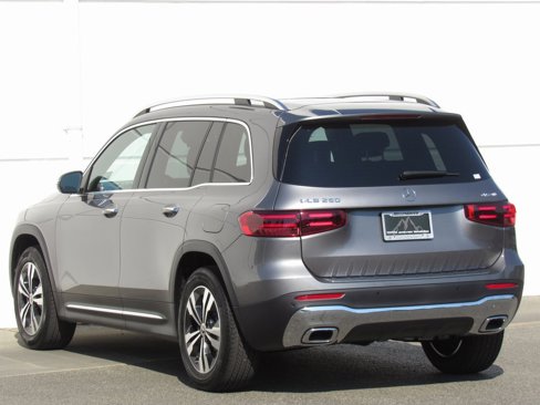 New 2026 Mercedes-Benz GLB 250 4MATIC image 5