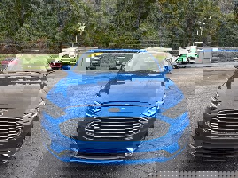 Used 2019 Ford Fusion SEL image 2