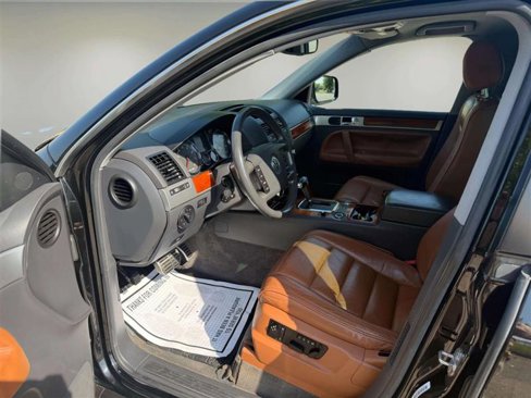 Used 2005 Volkswagen Touareg V8 image 15