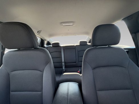 Used 2024 Chevrolet Malibu LT image 2