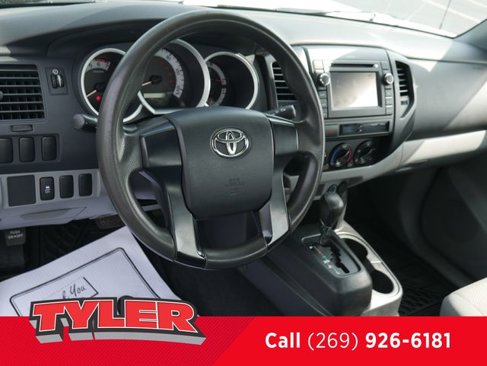 Used 2013 Toyota Tacoma 2WD Regular Cab image 31