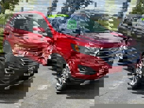 Used 2018 Ford Edge Titanium w/ Equipment Group 301A image 2