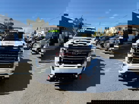 Used 2023 GMC Sierra 2500 AT4 w/ Gooseneck/5TH Wheel Package image 2