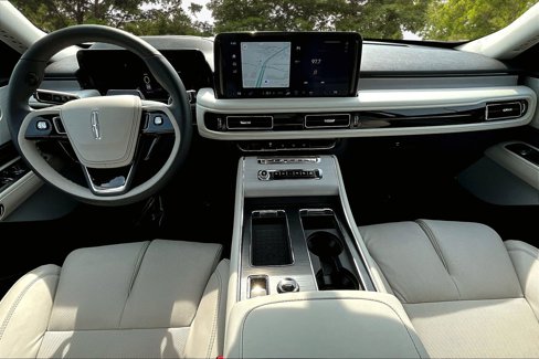 New 2025 Lincoln Aviator Reserve w/ Equipment Group 201A image 5
