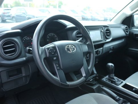 Used 2016 Toyota Tacoma SR image 12