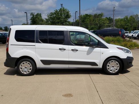 Used 2017 Ford Transit Connect XL image 7