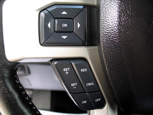 Used 2017 Ford F150 Lariat image 19