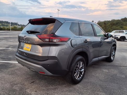 Used 2023 Nissan Rogue S image 22