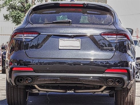 New 2023 Maserati Levante Modena image 24