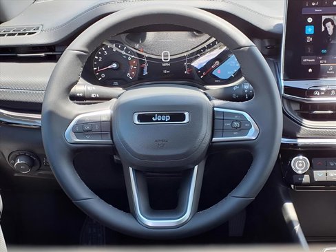 New 2025 Jeep Compass Latitude w/ Altitude Special Edition image 15