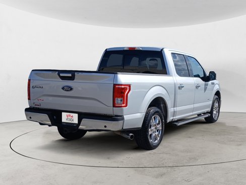 Used 2015 Ford F150 XLT w/ Equipment Group 302A Luxury image 5