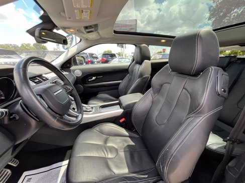 Used 2012 Land Rover Range Rover Evoque Dynamic image 12