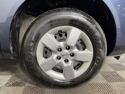 Used 2014 Nissan Rogue S image 6