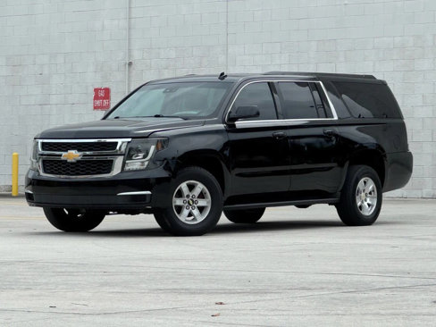 Used 2015 Chevrolet Suburban LT image 1