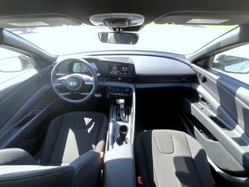 New 2025 Hyundai Elantra Sport image 14