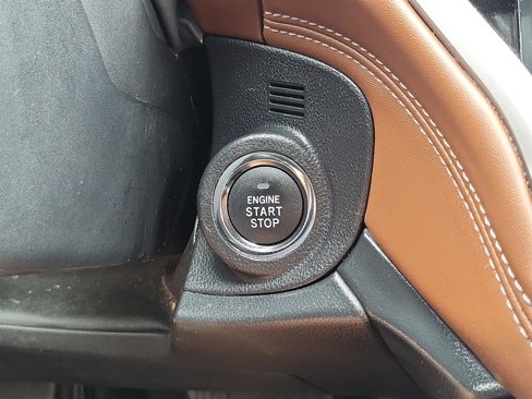 Used 2020 Subaru Outback Touring XT image 17