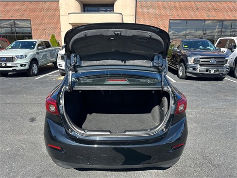 Used 2014 MAZDA MAZDA3 s Grand Touring image 11